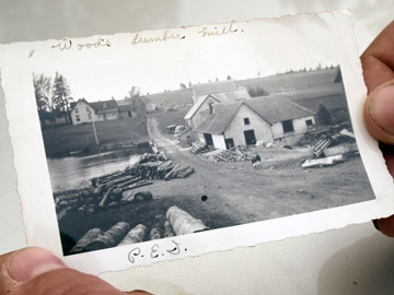 Old photo of the Hunter River Mill
